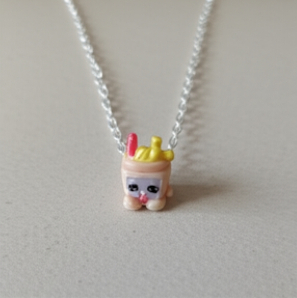 Shopkins udon 9.5" 925 silver necklace